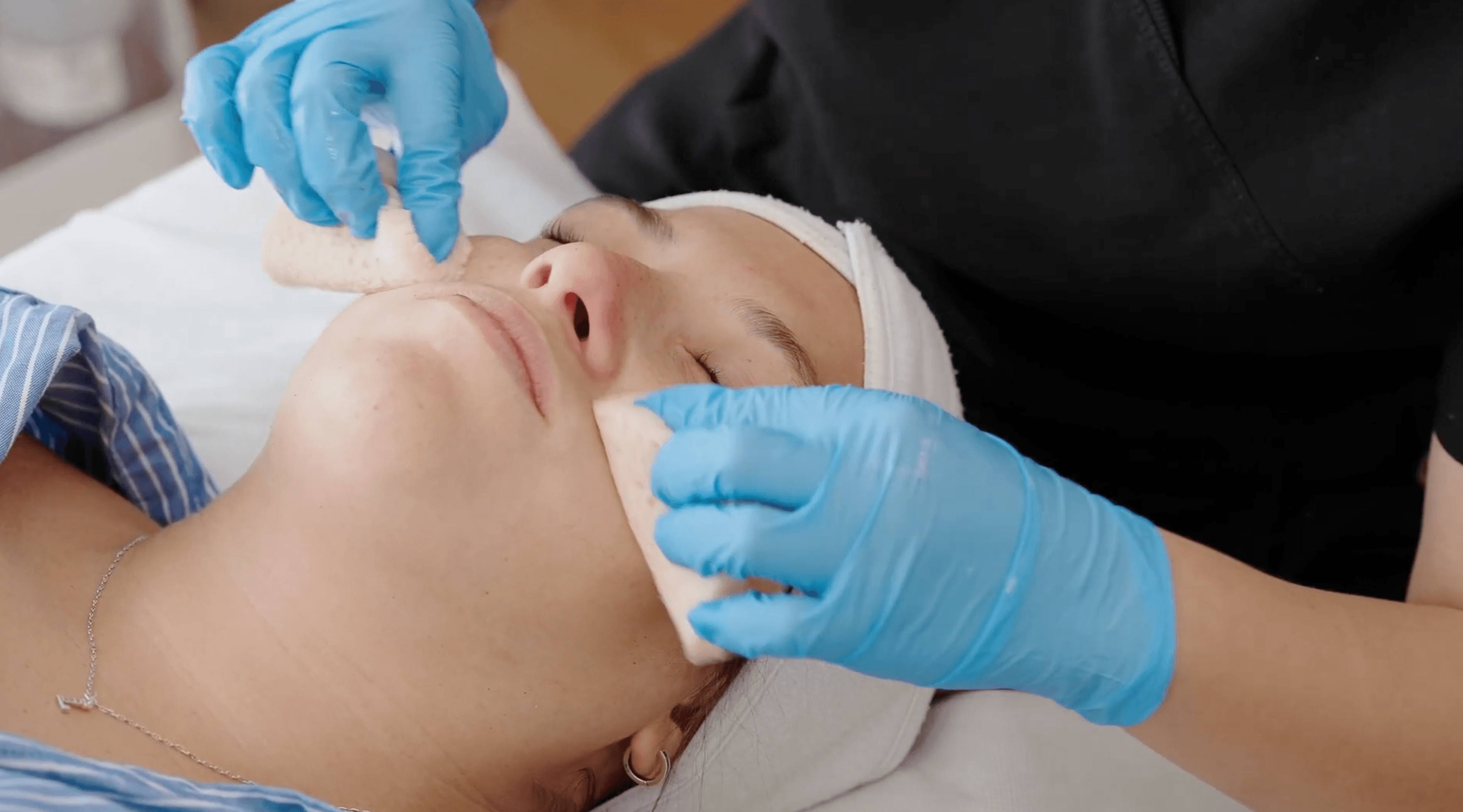 Hidratación y cuidado facial personalizado en VAIG centro estético